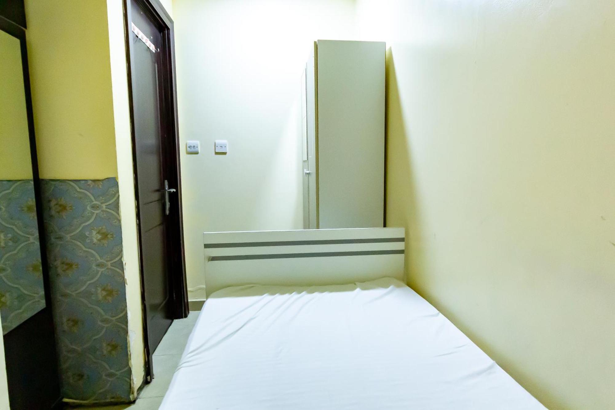 Small Budget Rooms For 'Girls' Only In Dubai, Marina Exteriér fotografie