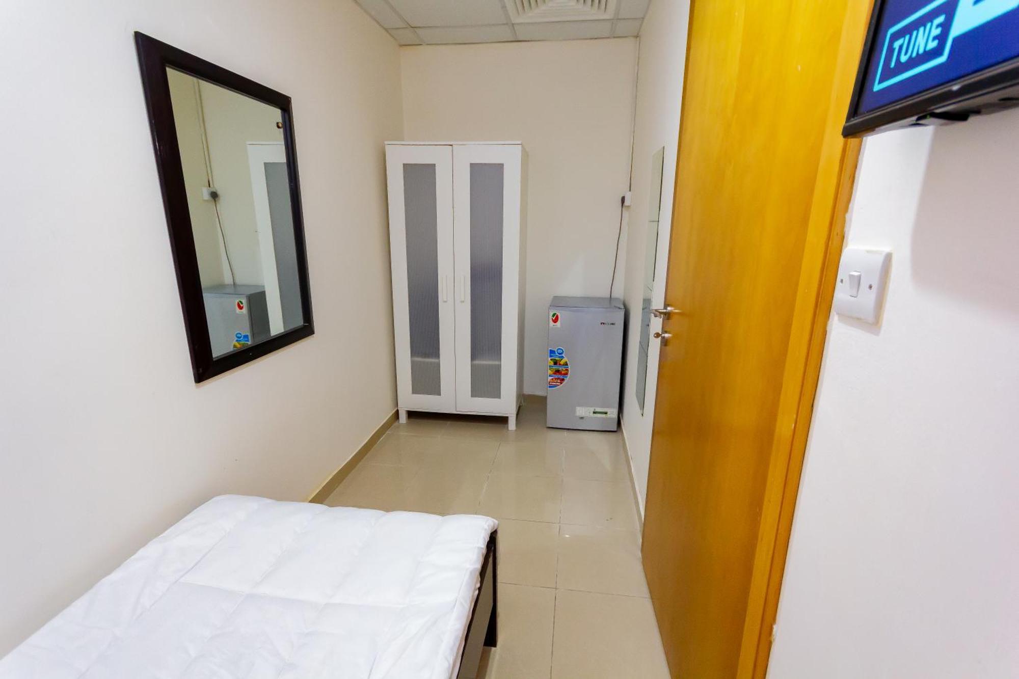 Small Budget Rooms For 'Girls' Only In Dubai, Marina Exteriér fotografie